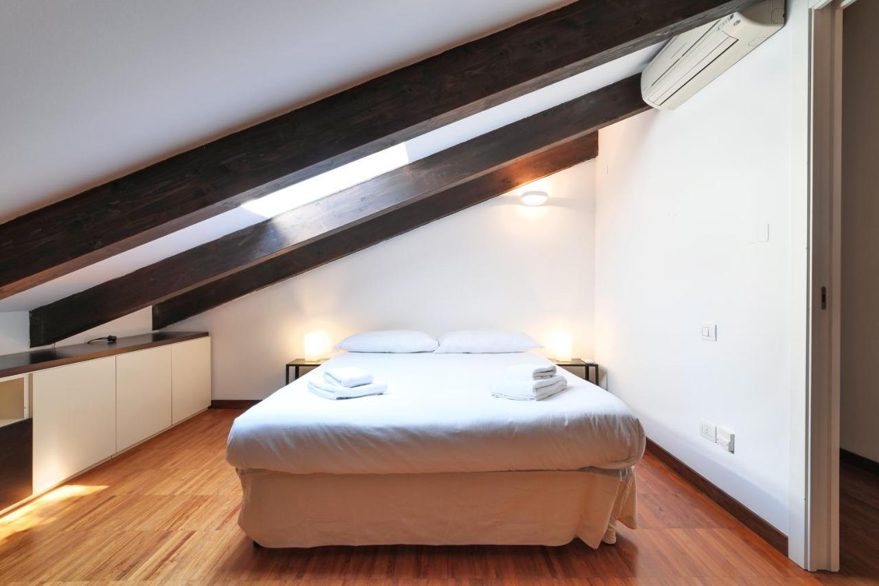 Ferienwohnung Primopiano - Alzaia Mailand Exterior foto